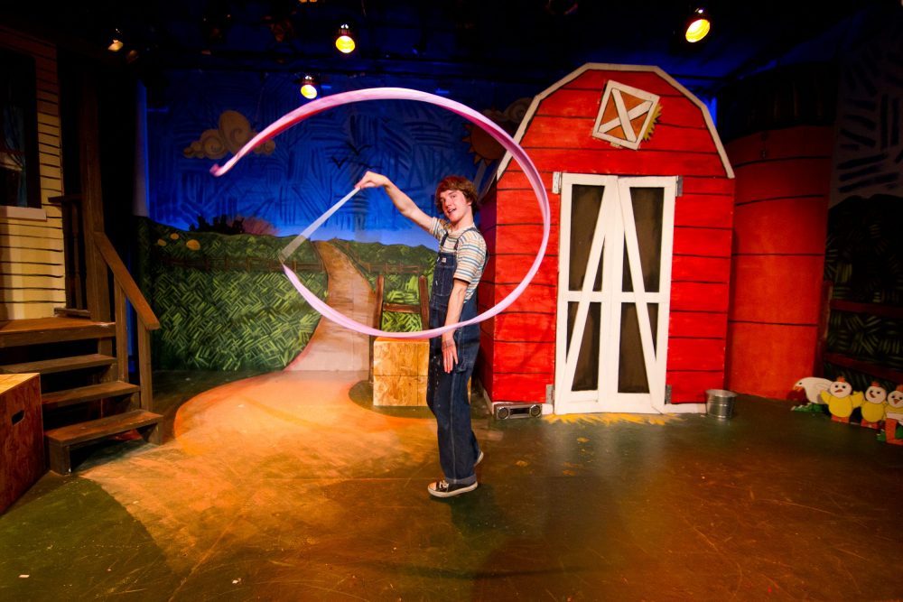 Scene from 'Milk+Milk+Lemonade'
