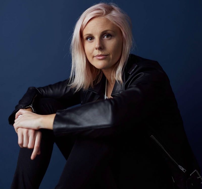 Robyn Exton Robyn Exton
